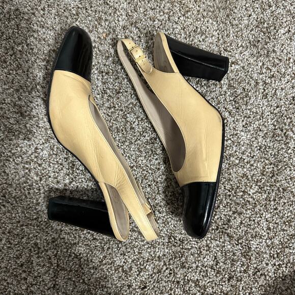 CHANEL Women's Vintage Slingback Block Heel Shoes Size 38 In Cream/Black - Picture 7 of 9